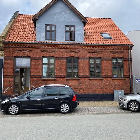 Oasen Ved Centrum 1 Sal. Frederikshavn Exterior photo