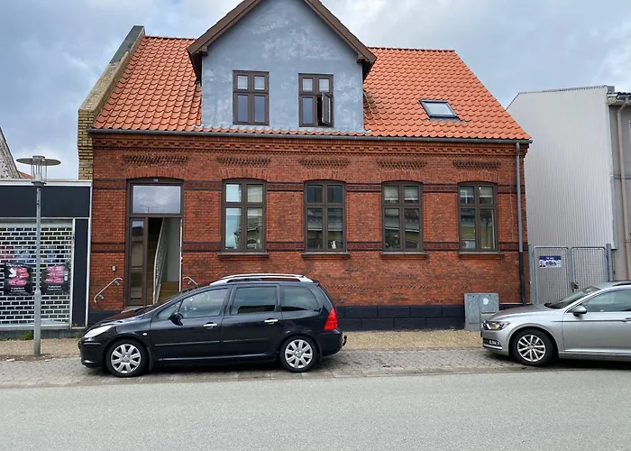 Oasen Ved Centrum 1 sal.
